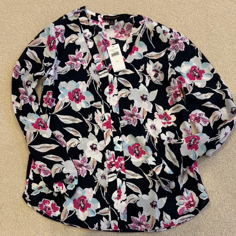 NWT Banana Republic Floral Blouse - Dark Navy and Pink